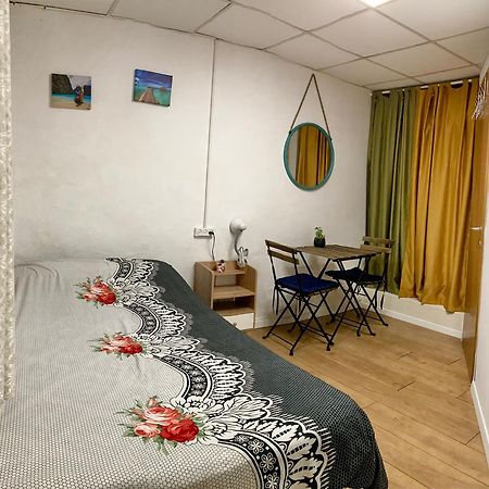 Dotan'S Boutique Guesthouse - By The Beach! Tel Aviv Eksteriør billede