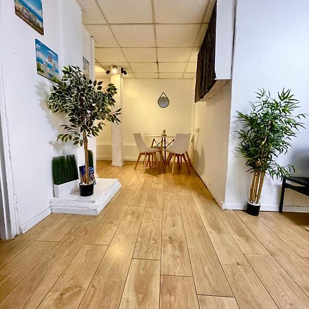 Dotan'S Boutique Guesthouse - By The Beach! Tel Aviv Eksteriør billede