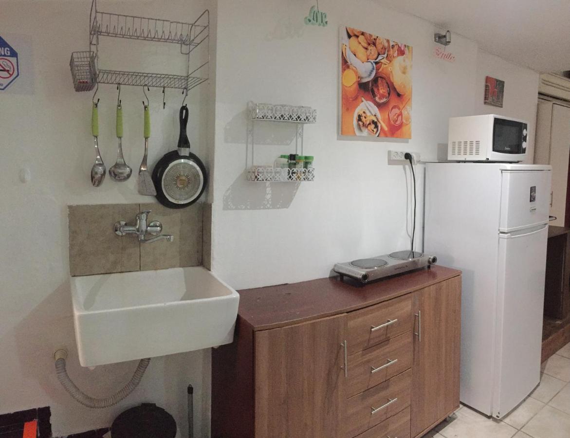 Dotan'S Boutique Guesthouse - By The Beach! Tel Aviv Eksteriør billede