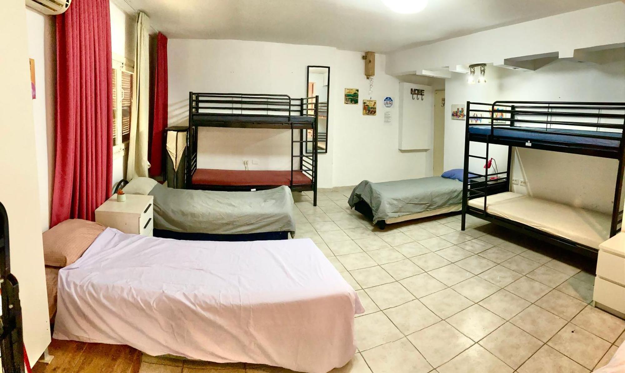 Dotan'S Boutique Guesthouse - By The Beach! Tel Aviv Eksteriør billede