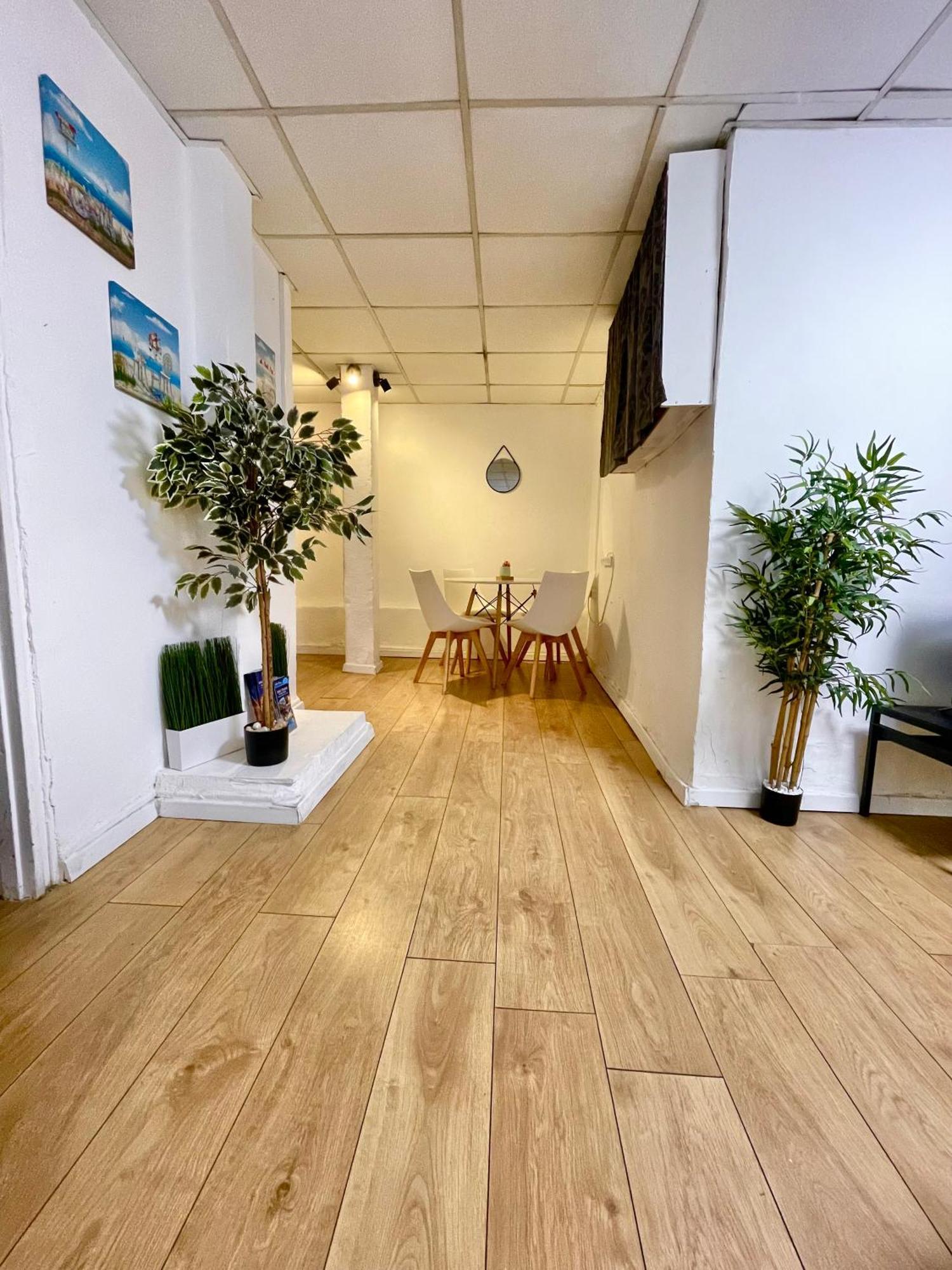 Dotan'S Boutique Guesthouse - By The Beach! Tel Aviv Eksteriør billede